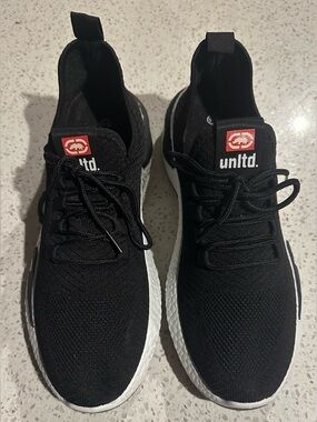 Ecko Unlimited Black and White Knit Sneakers with Red Logo